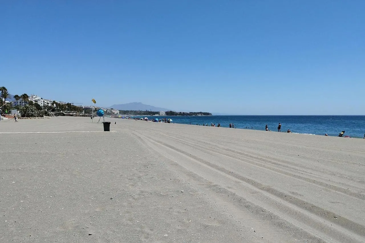 Apartment Los Reales Estepona